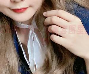 51酱与2B黑婚纱：写真套图里的调皮魇梦