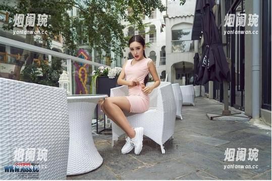 AISS爱丝(黄金版) - 若兮旅行日记出发篇：写真资源在手，安心去趟‘云游’！