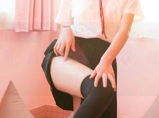 Feilin嗲囡囡 – 方绮言Ayaka的礼服：高清作品，瞬间抓住你的眼球，放心盯着！