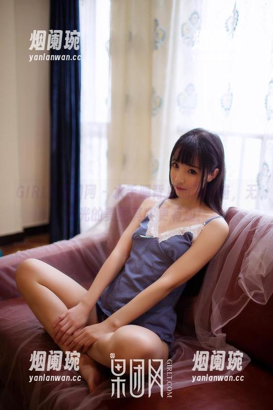 GIRLT果团网 - 水手服背后的张小喵，无圣光的美图其实更有趣！