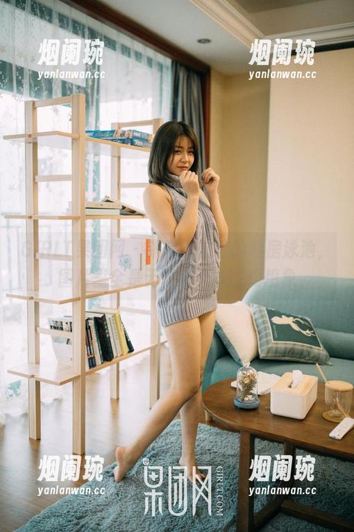 GIRLT果团网-王婉悠 GIRLT果团网 - 跟随王婉悠的私房泳池,图片里全是无限的可能性和想象