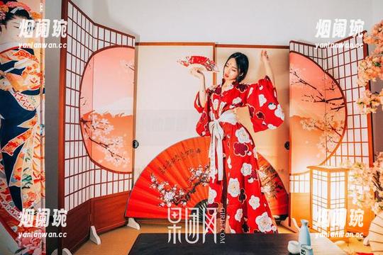 GIRLT果团网-王语纯 GIRLT果团网 - 王语纯的原图,死库水让人忍不住想多看几眼