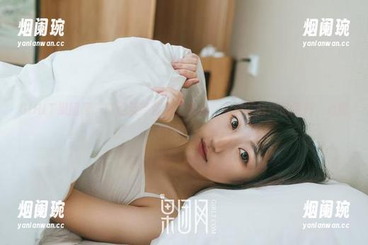 GIRLT果团网-陈雅漫 GIRLT果团网 - 陈雅漫带你飞上天台,免费下载她的写真,心情瞬间UP!