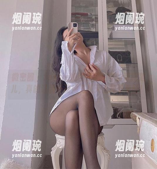 微密圈 - Jessie婕西在私拍中的清纯范儿，真的让我怀疑她是从天上掉下来的！
