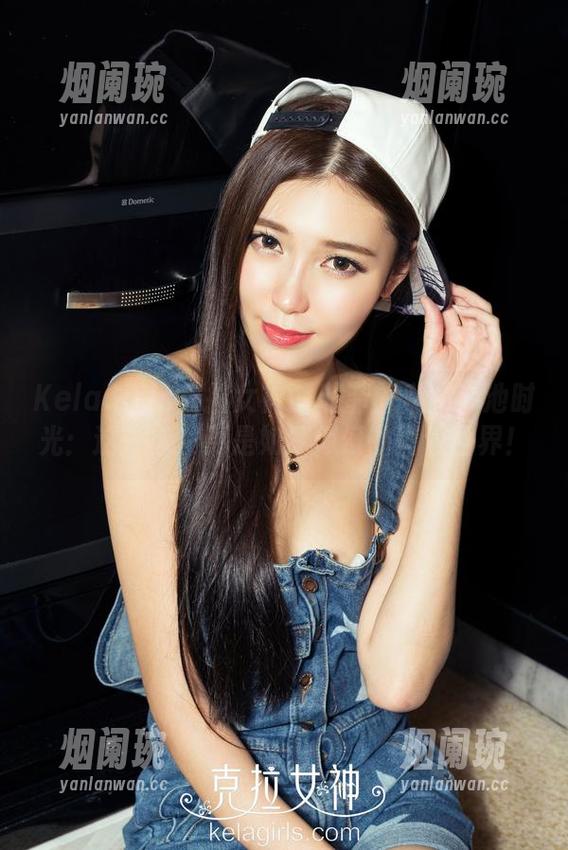 KelaGirls克拉女神 - 菲菲的私拍泳池时光：这一泳，更是如梦似幻的图包世界！