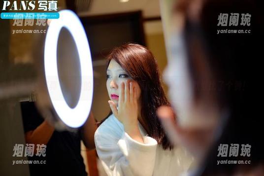 PANS写真-皮皮 PANS写真 - 皮皮的比基尼套图更新,让我心里默默比了个赞!