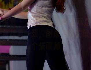 PANS写真 – 原图里的吊带是不是带了魔法？一张接着一张，图册里的美欣简直是个催眠师