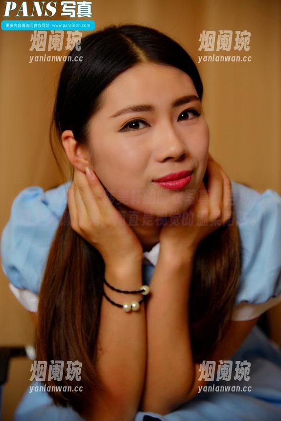 PANS摄影-韩美轩 PANS摄影 - 韩美轩的睡衣写真:当私拍遇上慵懒时光,简直是视觉的温柔陷阱。