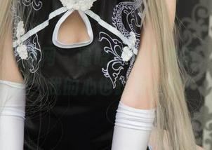 UGirls尤果网 – 谭晓彤泳池美图，水花四溅，我的心也跟着起伏！