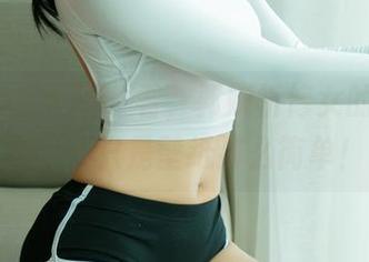 UGirls尤果网 – 看，郭婉祈修女的美图，绝对不只是壁纸那么简单！