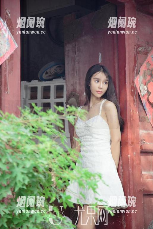 UGirls尤果网 - 豹纹视觉冲击：霓梓心的原图图集，你准备好了吗？