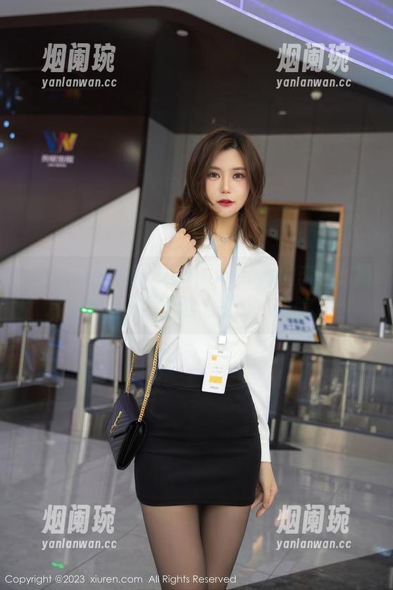 Xiuren秀人网-sophie余冰 Xiuren秀人网 - sophie余冰的肉丝,图片合集——当她遇上光影,太美了!