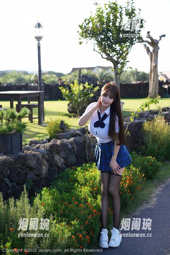 Xiuren秀人网-tina_甜仔 Xiuren秀人网 - tina_甜仔,看来你JK写真中的每个高清细节都在撩我!