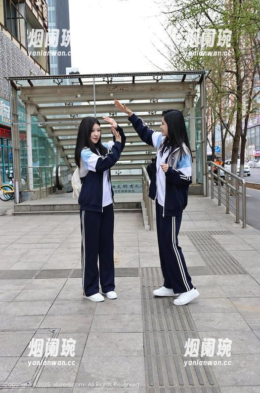 Xiuren秀人网-江淑影river Xiuren秀人网 - 江淑影river的蕾丝,原图真是色彩斑斓啊!我需要眼药水!