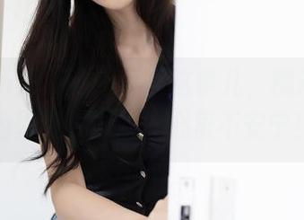 Xiuren秀人网 – 黑丝这事儿，糯米nm给的壁纸太妖娆，心里不安宁！