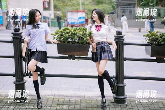 YouMi尤蜜荟 - 樱小白baby的裤里丝：无圣光照耀下的隐秘幻想和小调皮！