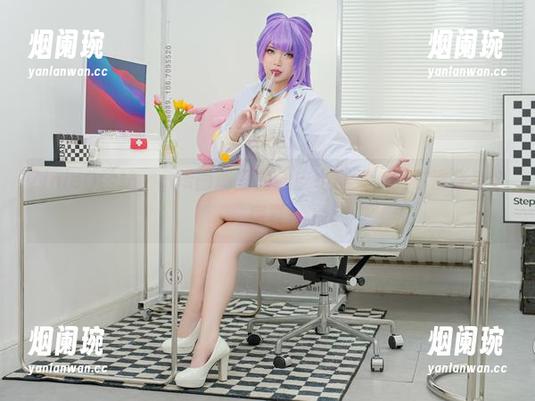 ZinieQ学妹，cos图册里的顽皮小精灵，随时准备来个惊喜