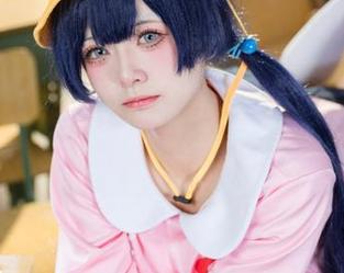 九柒喵的小护士针筒，高清美图让我这颗心被瞬间捕获，真是无可救药。