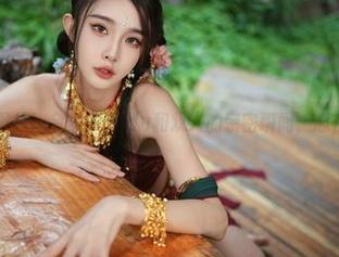 看这组最新图片！余多多Dudu和双人的亲密瞬间，心在小鹿乱撞。