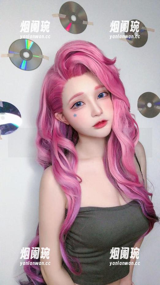 修道女的优雅与千夜未来的作品：一场不期而遇的合集