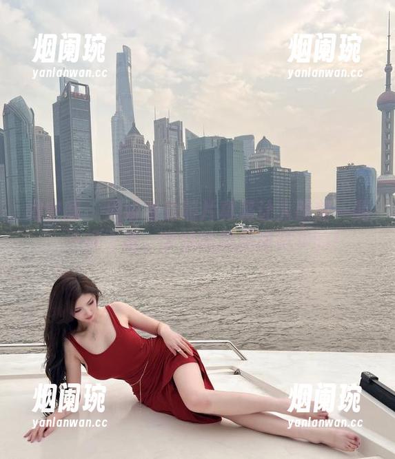 周妍希 微密圈 - 周妍希的照片真是让人眼前一亮,不得不说,学妹的美是超现实的!