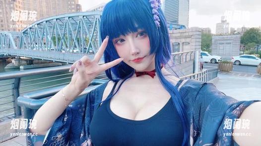 妍宝写真更新，啾小妍酝酿出的这份温柔，简直跟春天的阳光有得一拼。
