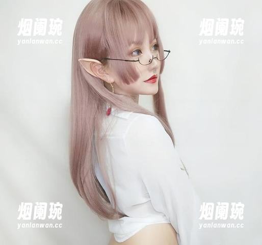在夏鸽鸽不想起床的教室里，窥探她的作品集与小小世界