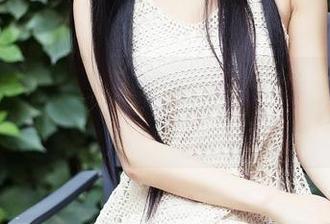 头条女神 – 张梦艺的蓝丝恋人——这免费图册真是让人眼前一亮，别问我为什么。