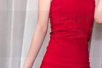 头条女神 – 没错，郭婉婷的制服图集，完全不怕工资低，只怕她一出现我就要变成打工人！