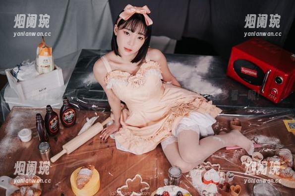 揭开姜仁卿(강인경)的秘书魅力，美图让人忍不住多看一眼！