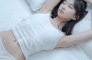少女秩序 – 福利图片看这里，小葵的白丝时光里满是调皮！