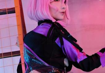 高清校服如梦似幻，幼爱youmeko的套图又勾起了多少回忆？