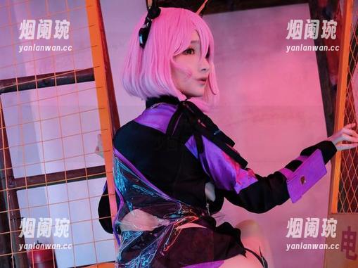 高清校服如梦似幻，幼爱youmeko的套图又勾起了多少回忆？