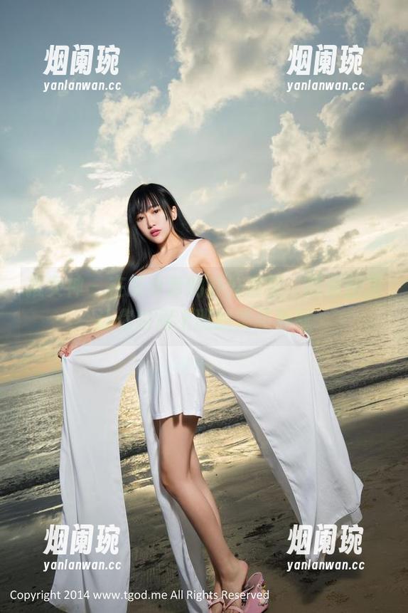 推女神-艾小青 推女神 - 在艾小青的办公室里,高清图库让你瞬间上班的灵感暴涨