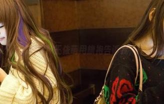 推女郎 – 图库新款！王依萌用旗袍告诉我，什么叫优雅！