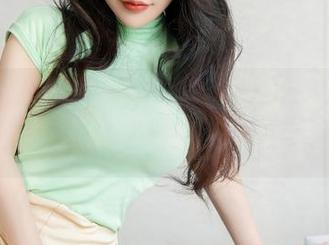 星颜社 – 在伊黎yili的镜头下，少女与色彩的邂逅，美图无疑是个好帮手。