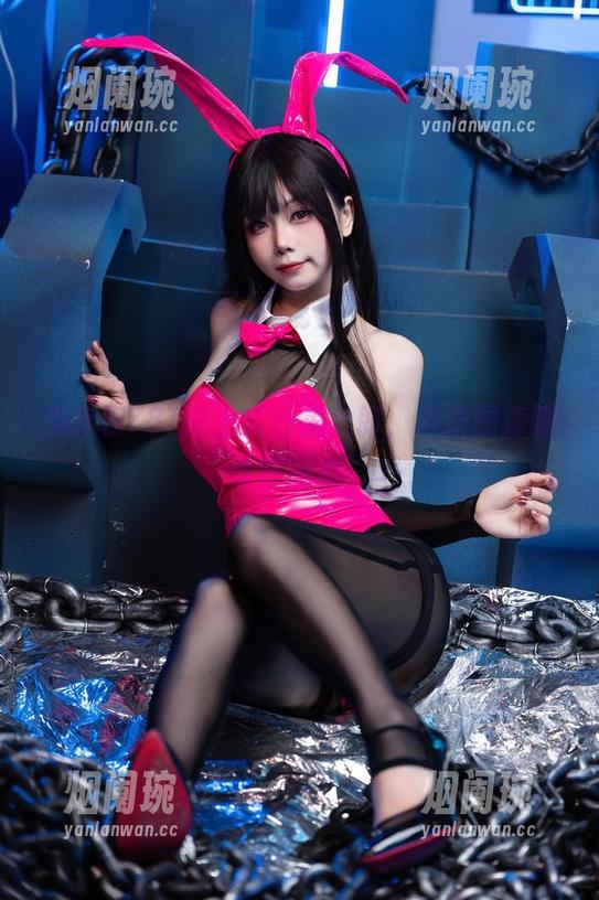 当末夜787遇上红色兔女郎，最新图库瞄准你的心！