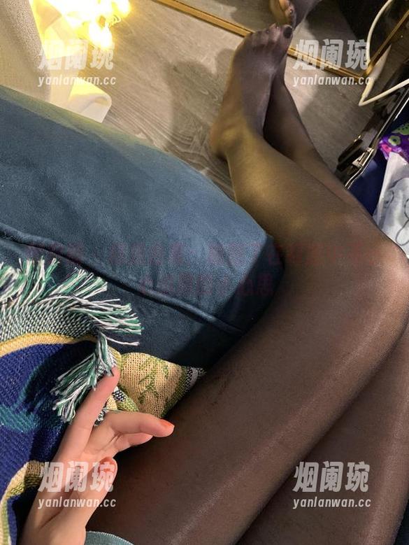 桃脱了 微密圈 - 精选合集:桃脱了在制服中不小心流露的小心思