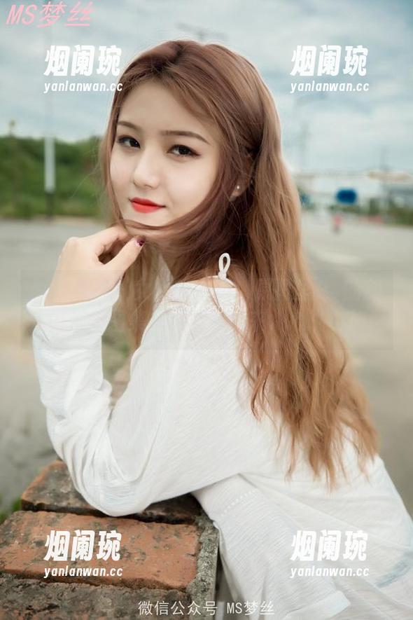梦丝女神-玥玥 梦丝女神 - 女侠的心声:原图里玥玥的剑光闪烁,图集一页页翻过来,心跳也加速