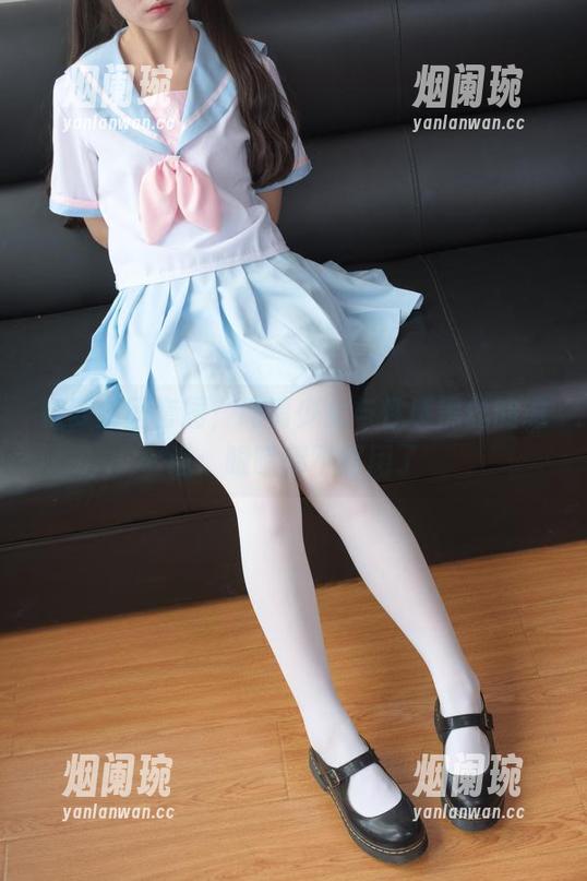 森萝财团套图，纯情少女与性感黑丝的邂逅：眼睛都不够用了