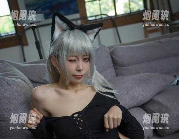 一脸懵逼的看樱岛嗷一的自拍，竟然是免费的照片，真是走运！