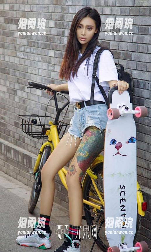 爱尤物-李浅浅 爱尤物 - 泳衣定制照里,李浅浅再次验证:比海浪更难抵挡!