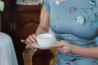 秀人网 – 图包精选来了！小橘子orange和她的死库水，简直让人移不开眼！