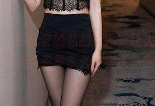 秀人网 – 顾奈奈的私拍原图，让人疑惑少女的生活到底是多么现实还是梦幻？