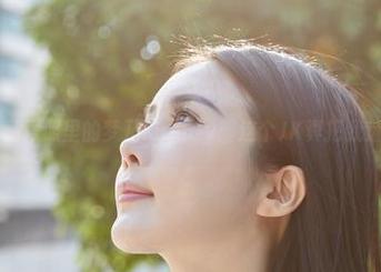 蜜桃社 – 私房照里的梦乃Mandy：这个JK真把我迷住了啊！