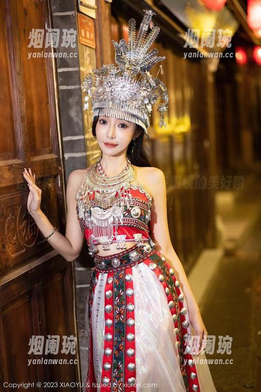 语画界 - 免费图包，奶瓶与眼镜的美好瞬间，绝不容错过！