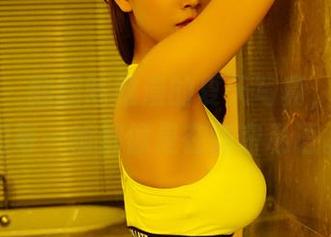 轰趴猫 – 翻翻陈雅漫的夏天写真，图片里的每一帧都像是在窃窃私语。