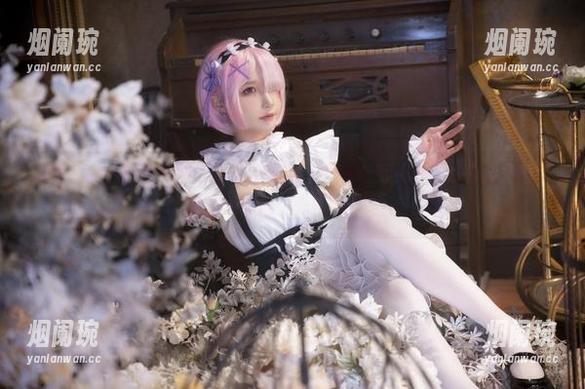 来吧！阿包也是兔娘最新写真和06月舰长一起把《明日方舟森蚺》的世界变得‘光怪陆离’！