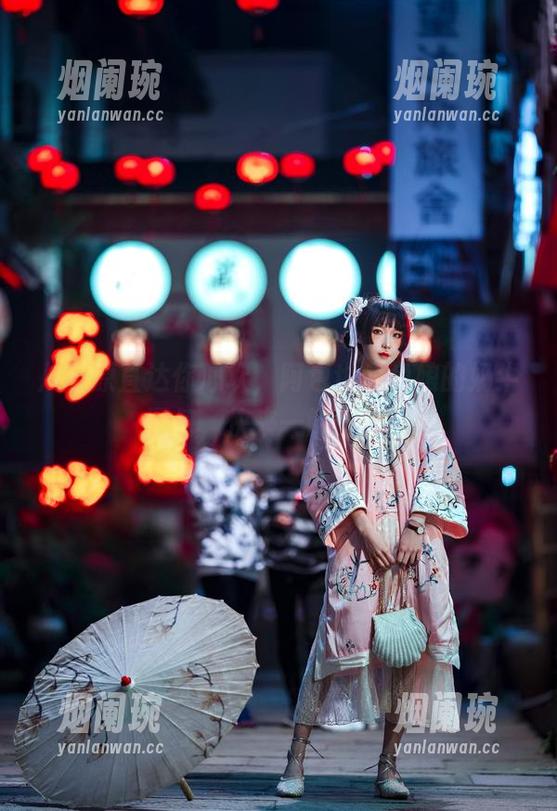 从草原直达你心坎，阿包也是兔娘的奶牛图包，快来一键下载！