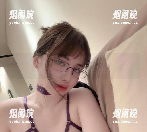 阿色 微密圈 - 图片里的阿色与她的吊带——能不能告诉我,这种感觉有多美?